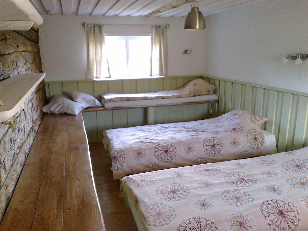 Toomarahva Farmstay Altja Habitación foto